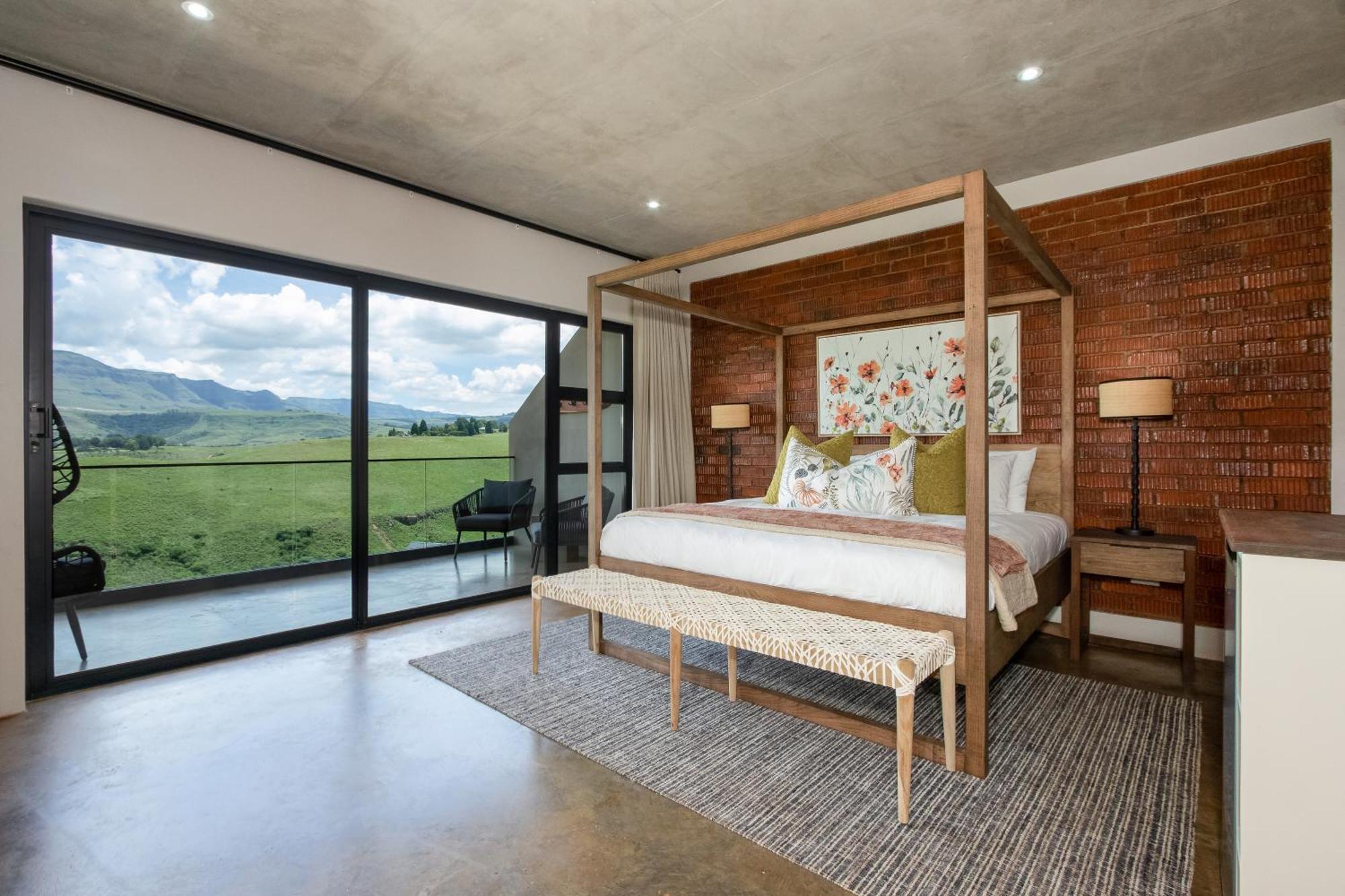 Dragonview Lodge Champagne Valley Exterior foto