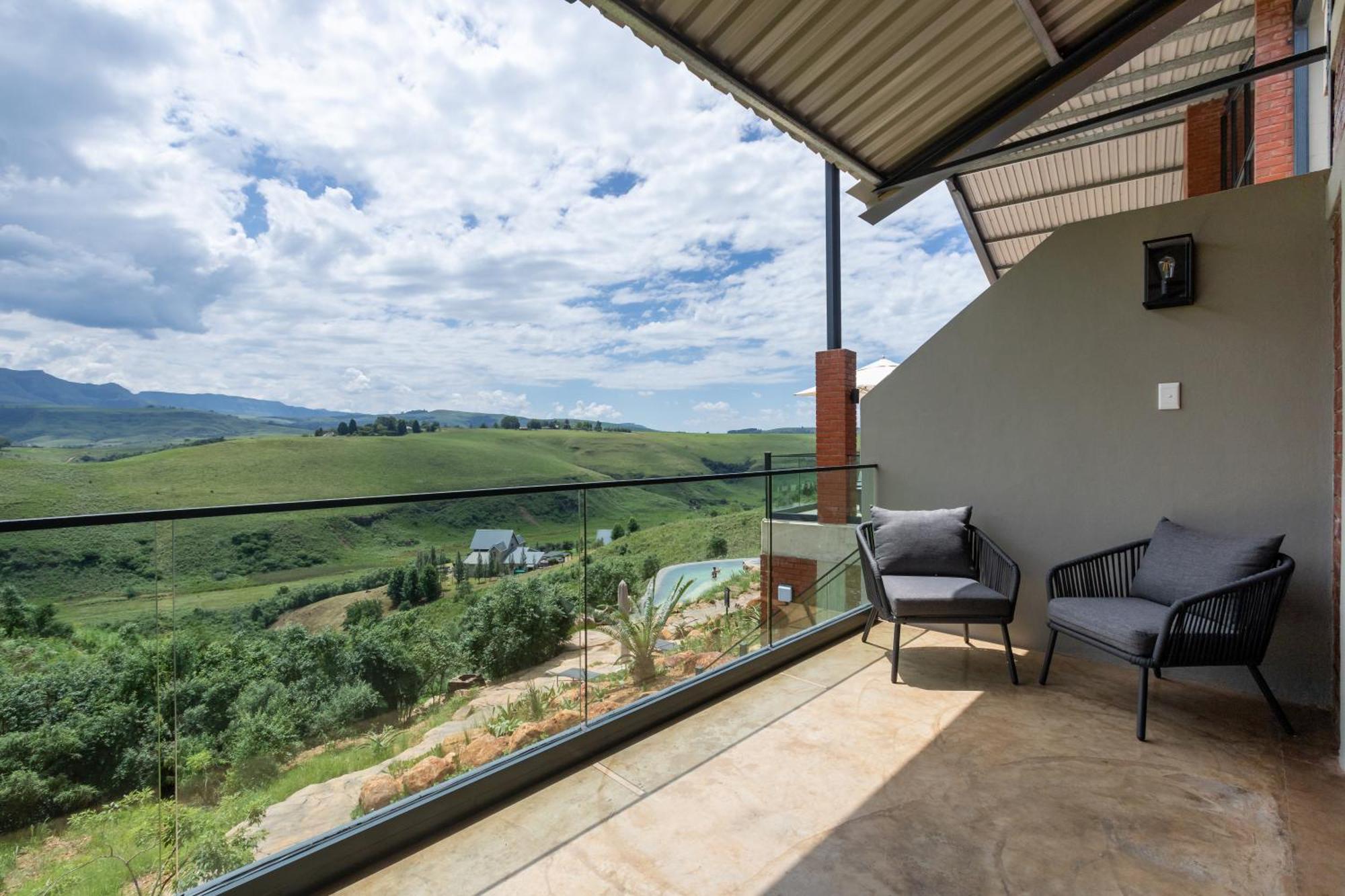 Dragonview Lodge Champagne Valley Exterior foto