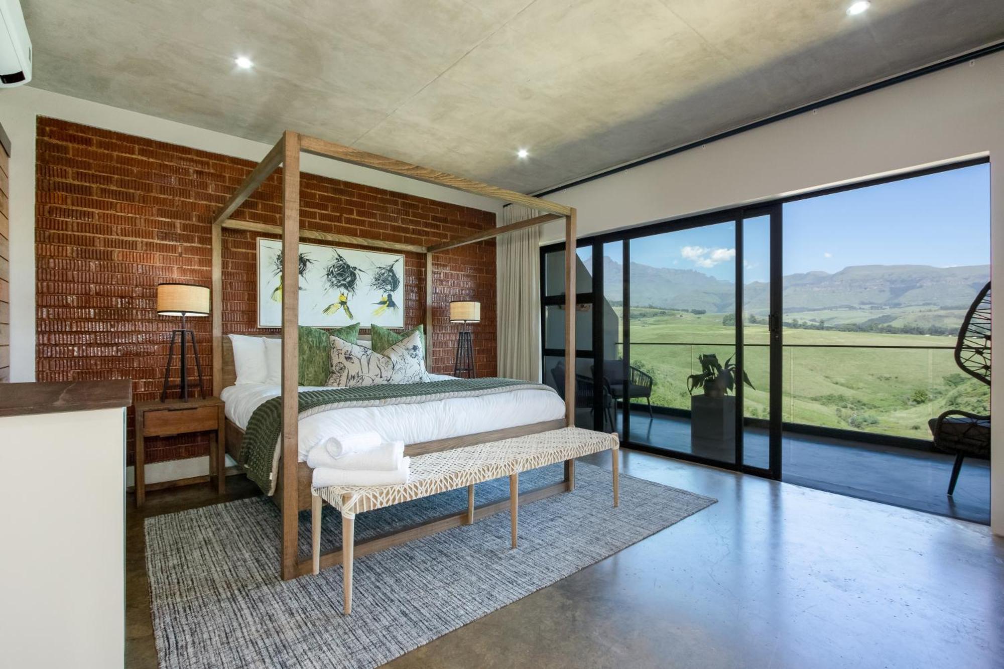 Dragonview Lodge Champagne Valley Exterior foto